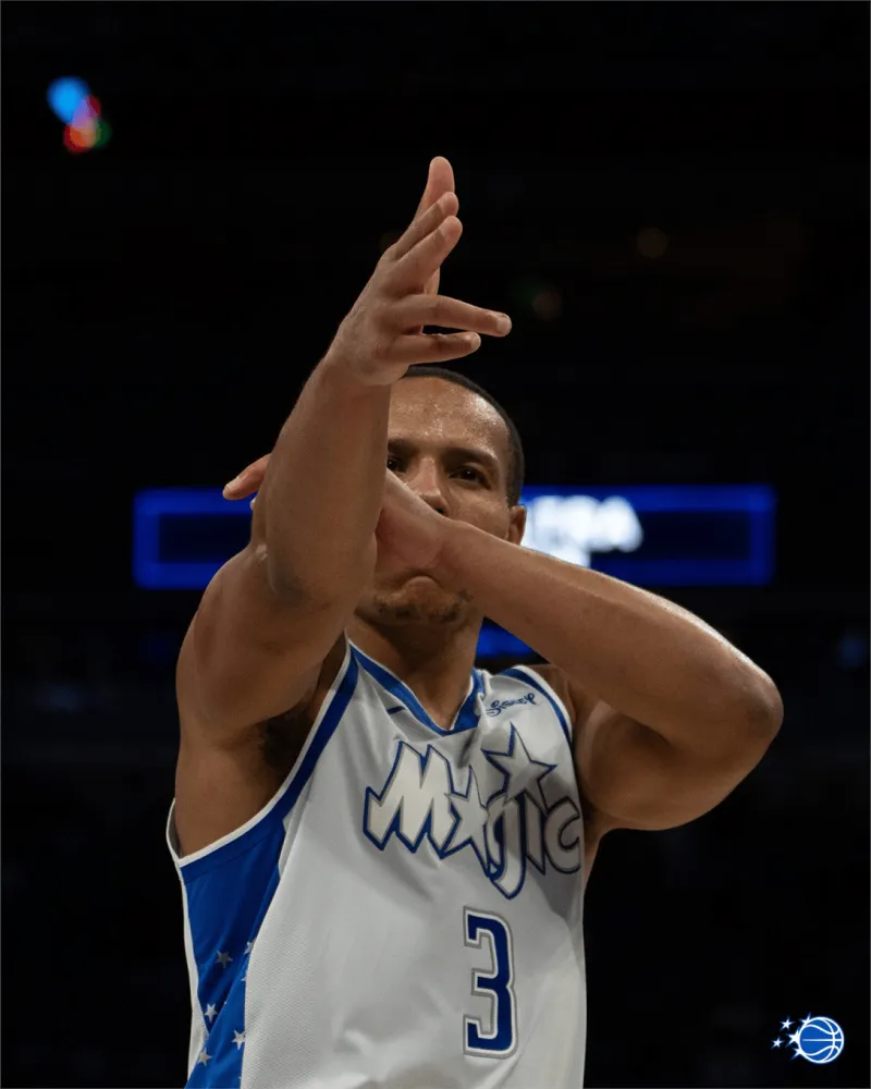 百家乐官方网站-哈登谈贝恩关键三分：那球投的很棒，漂移的都快到界外去了